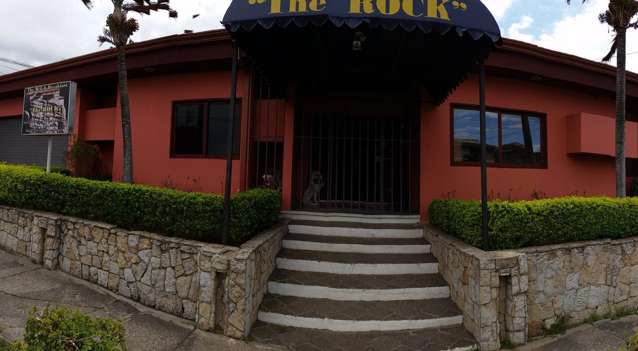 Bed & Breakfast The Rock サンホセ エクステリア 写真